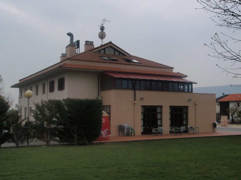 Hotel Ekai Ecay Zewnętrze zdjęcie