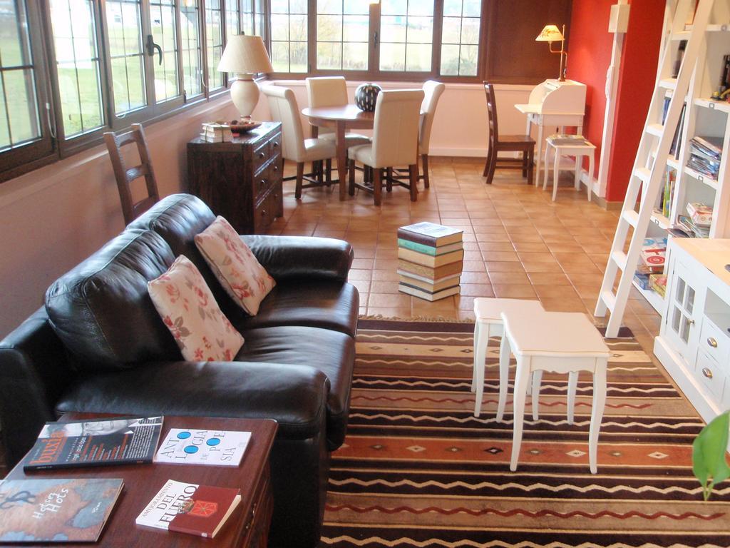 Hotel Ekai Ecay Zewnętrze zdjęcie