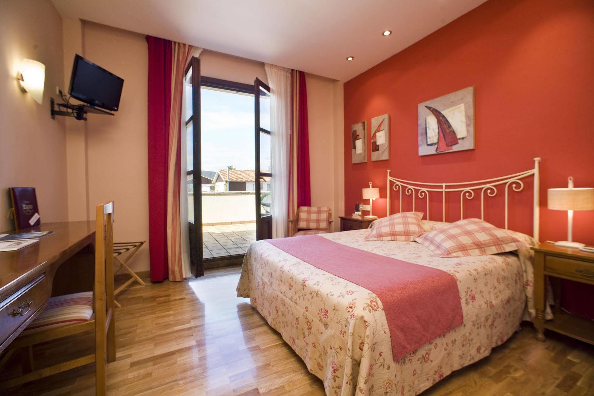 Hotel Ekai Ecay Zewnętrze zdjęcie