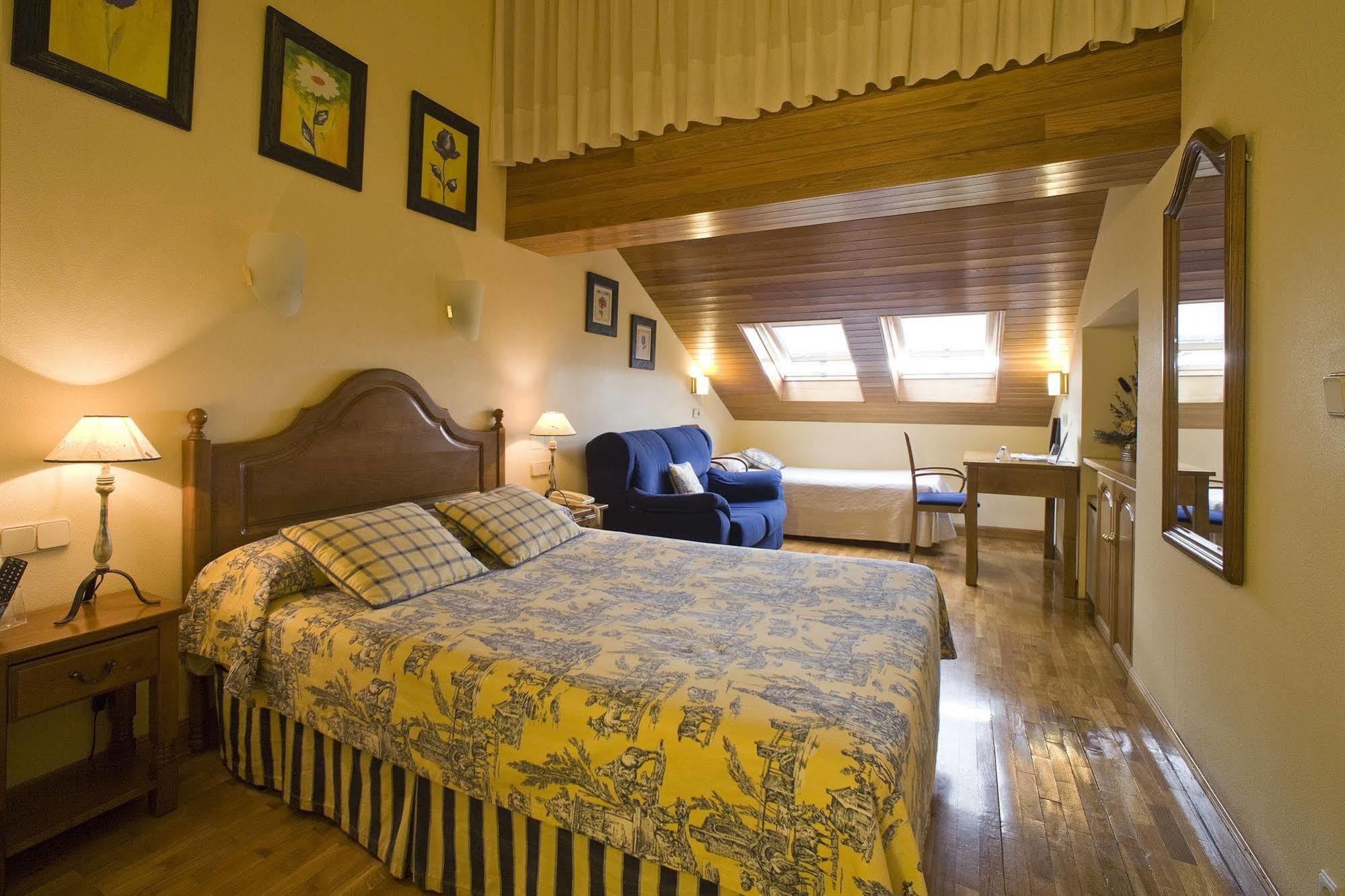 Hotel Ekai Ecay Zewnętrze zdjęcie