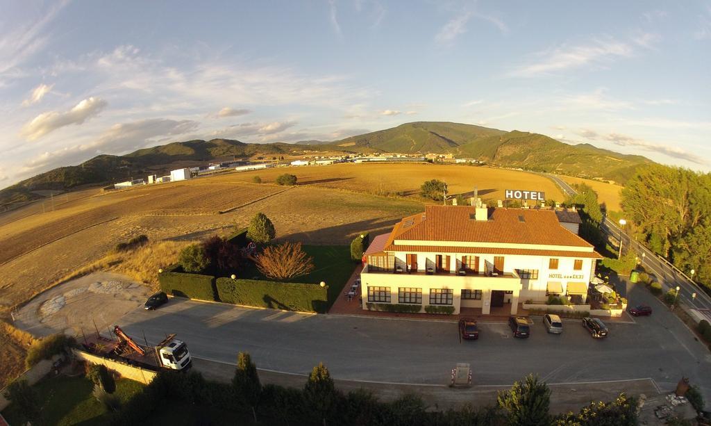 Hotel Ekai Ecay Zewnętrze zdjęcie